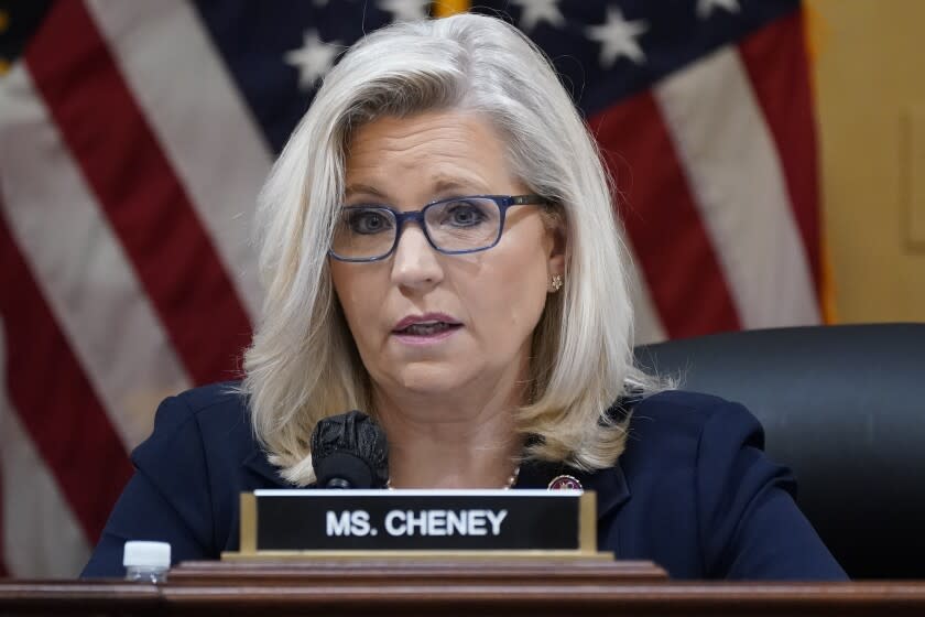 Liz Cheney durante la audiencia del 21 de junio del 2022 de la comisión de la cámara baja que investiga la insurrección del 6 de enero del 2021, en que una turba trumpista tomó el Congreso en Washington. (AP Photo/J. Scott Applewhite, File)