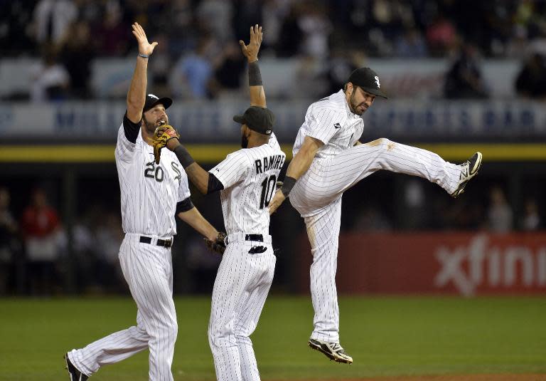 Chicago White Sox pitcher John Danks throws against the Detroit