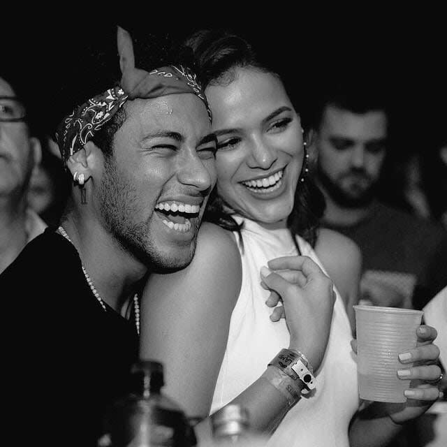 Neymar y Bruna Marquezine, un amor como sacado de una telenovela. Foto: Yahoo Deportes!