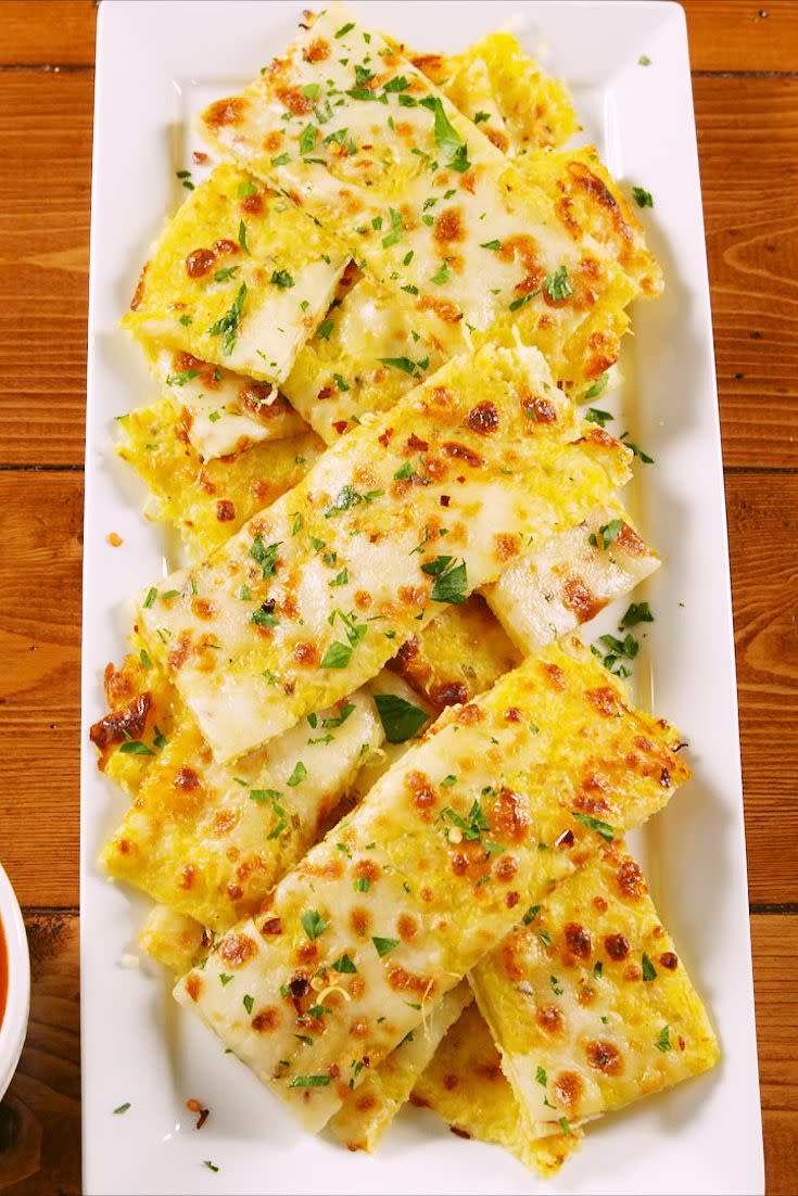 Spaghetti Squash Cheesy Bread