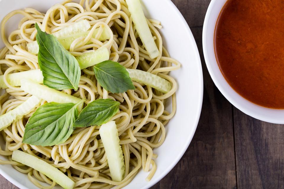 Green Tea Noodles with Gochujang Dipping Sauce