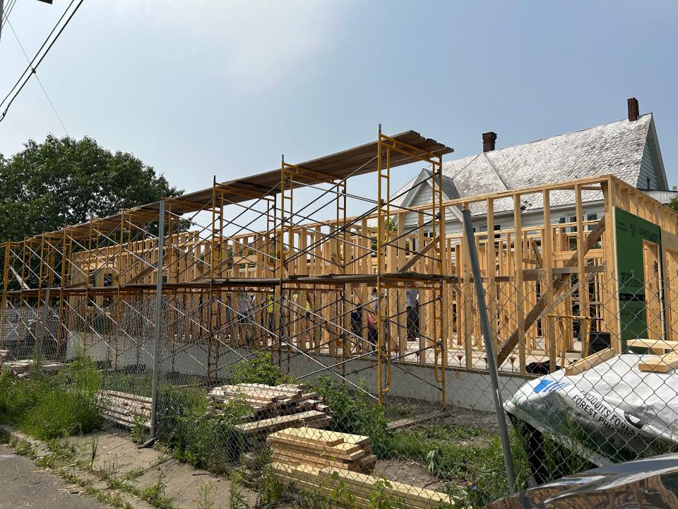 Construction is underway at 157 Susquehanna St. in Binghamton, the future home of VINES. When completed, it will mark the first commercial straw bale building in the Northeast and Binghamton’s first net zero energy building.