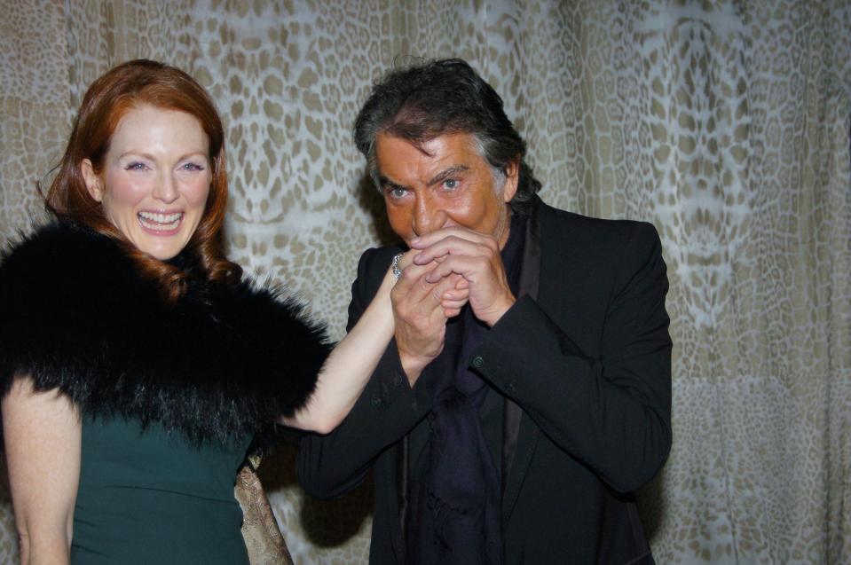 Roberto Cavalli und Julianne Moore