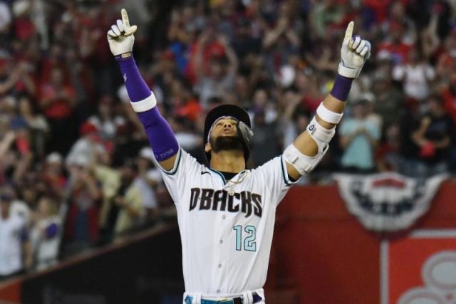 Lourdes Gurriel Jr. goes 4-for-4 as D-backs down Phillies