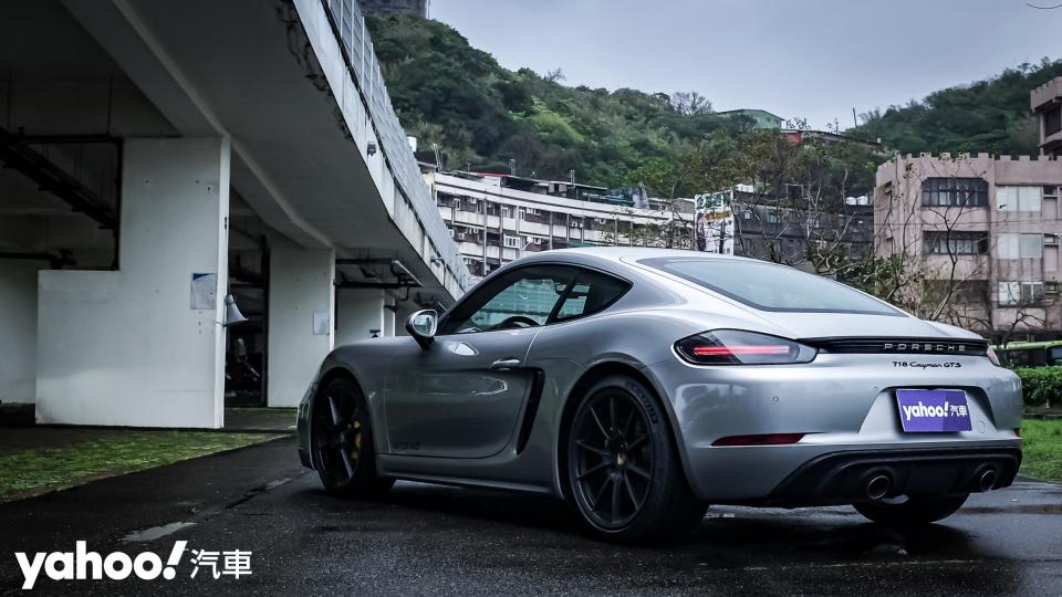 2022 Porsche 718 Cayman GTS 4.0北海試駕！自然進氣真還有搞頭？