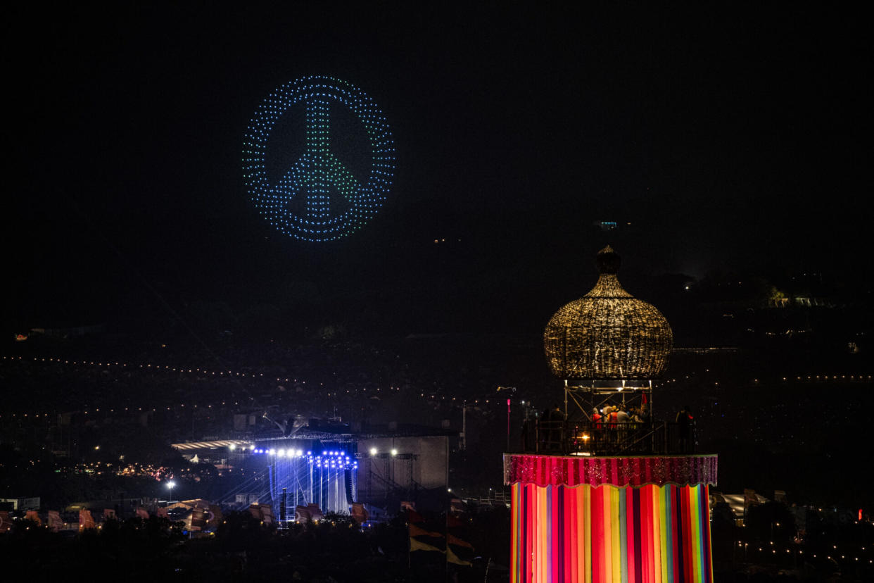A drone show lights up Worthy Farm (Picture: Aaron Parsons Photography)