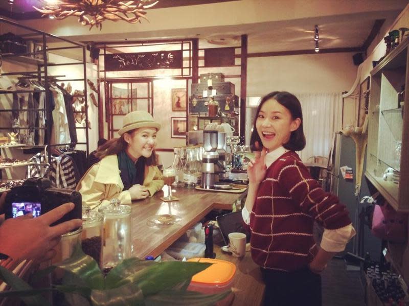 鍾瑶開咖啡廳7年，經營早已步上軌道，成為她被動收入的來源。（翻攝自Modern Mode & Modern Mode cafe臉書）