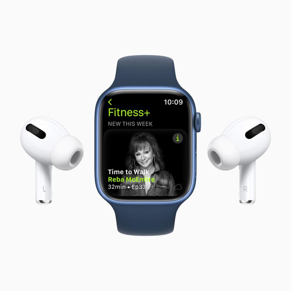 Reba McEntire for Apple Fitness+