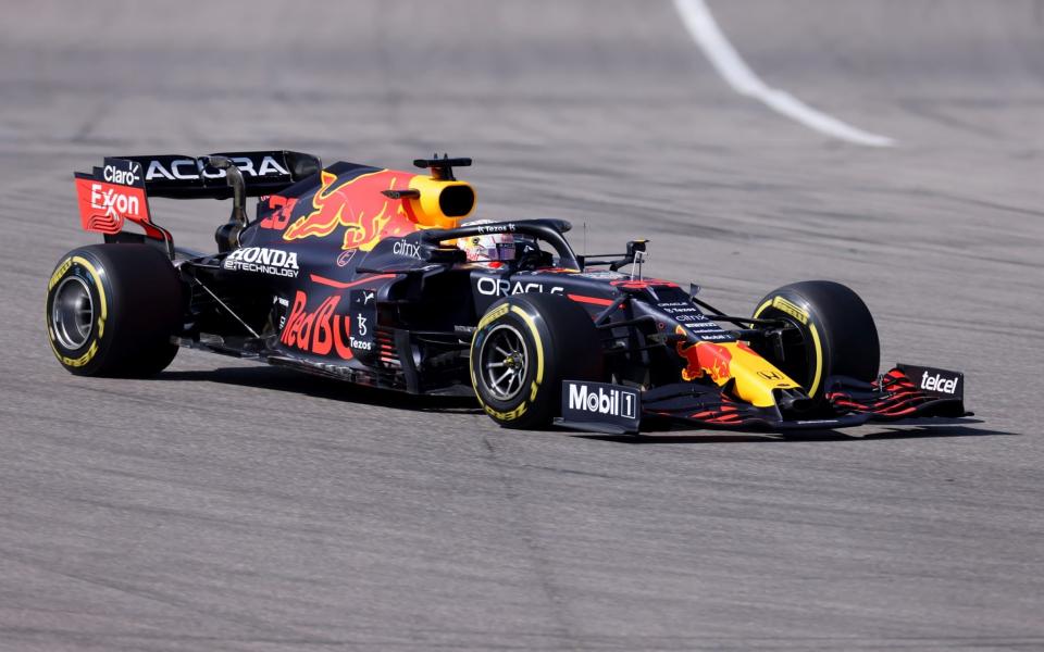 Formula One F1 - United States Grand Prix - Circuit of the Americas, Austin, Texas, U.S. - October 24, 2021 Red Bull's Max Verstappen during the rac - REUTERS