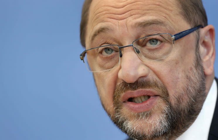 Schulz’ Vorwürfe gegenüber Merkel wurden heftig diskutiert. (Bild: AP Photo/Michael Sohn)