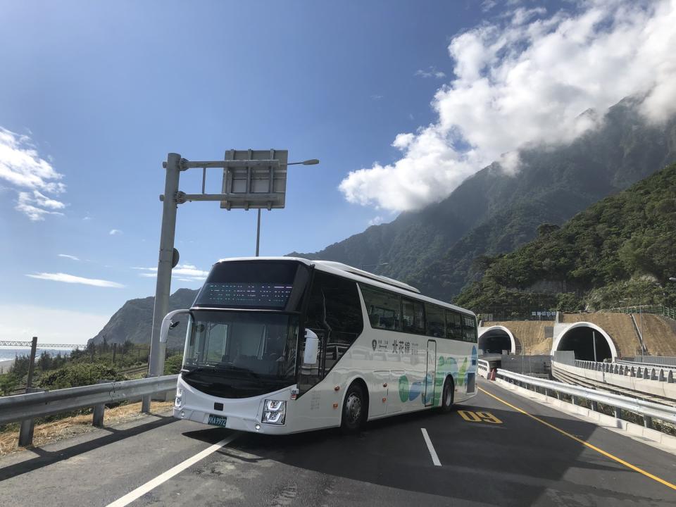 北花線從明年1月6日開始，將行駛「南港─花蓮」及「板橋─花蓮」路線，配合蘇花改工程同步啟用營運。   圖：公路總局／提供