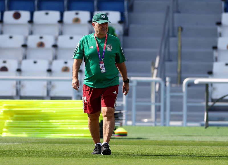 Foto del martes del DT de Mexico Gerardo Martino en el entrenamiento del equipo