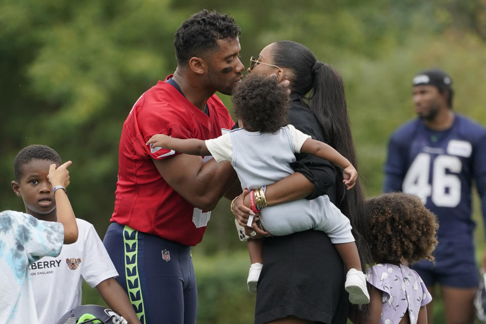 Russell Wilson and Ciara at Seahawks practice.