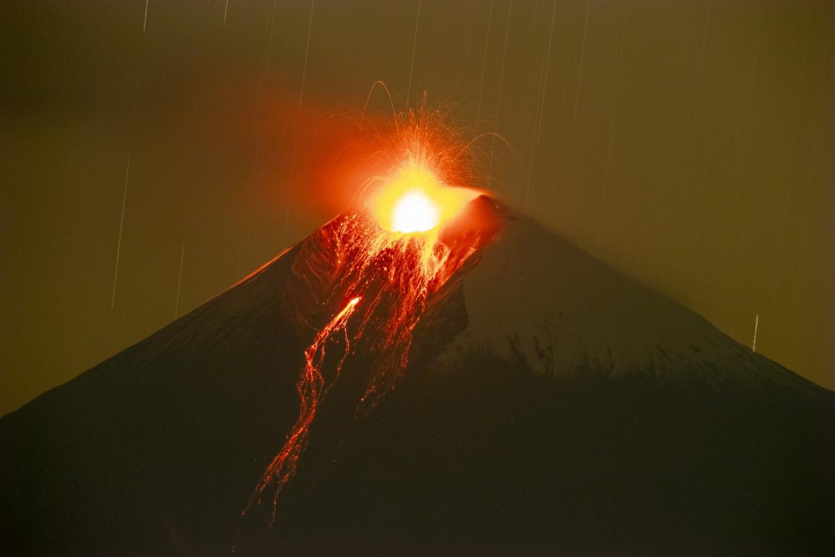 Éruption volcanique