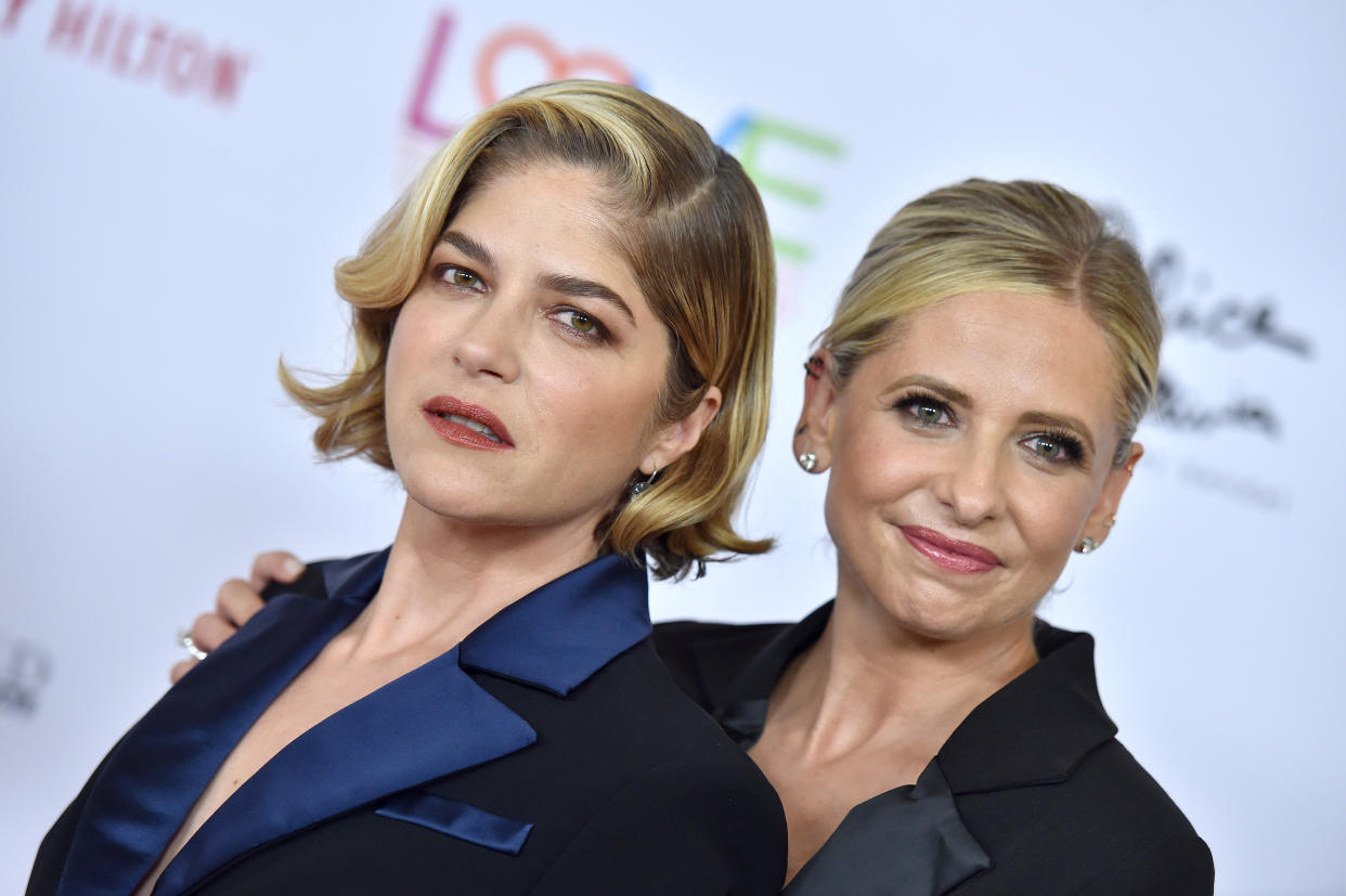 Selma Blair and Sarah Michelle Gellar attend the 26th Annual Race to Erase MS Gala at The Beverly Hilton Hotel on May 10, 2019 in Beverly Hills, California. (Photo by Axelle/Bauer-Griffin/FilmMagic)