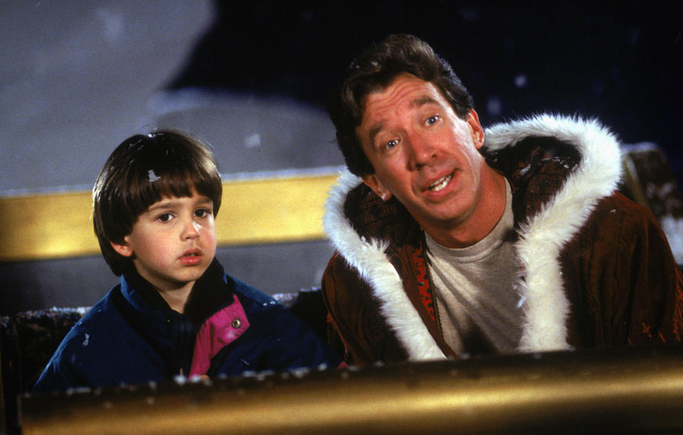 Nov 11, 1994; Toronto, ON, Canada; Actor TIM ALLEN as Scott Calvin in 'The Santa Clause'. Directed by Josh Pasquin. (Alamy Stock Photo)
