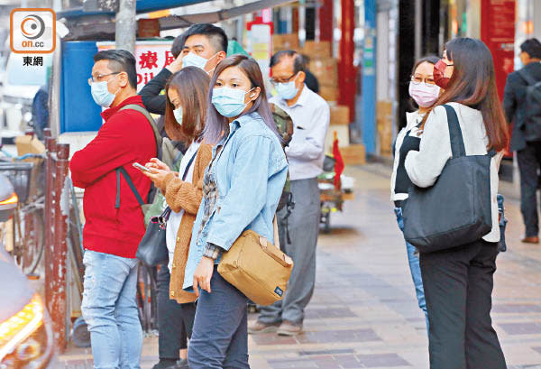 港府將提高違反禁聚令的定額罰款。