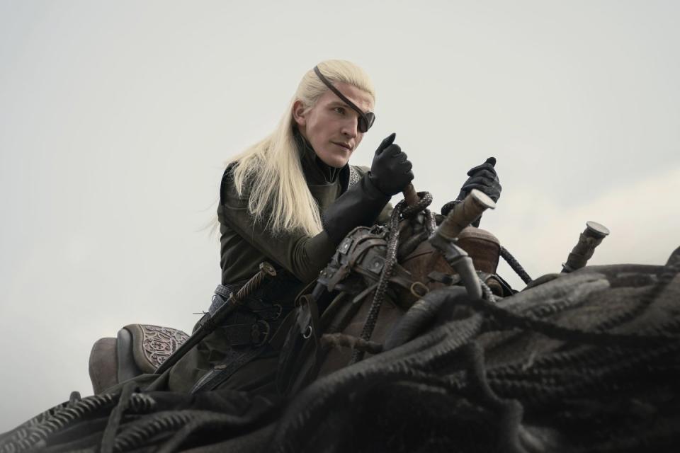 ewan mitchell as aemond targaryen, house of the dragon season 2