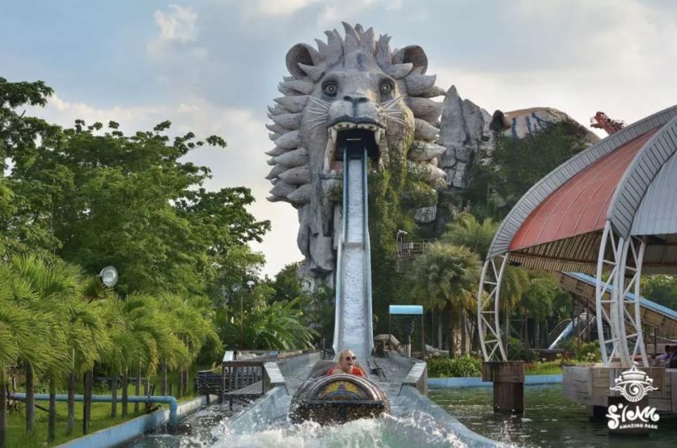 泰國旅遊｜曼谷暹羅水世界樂園門票54折優惠！人均$146玩盡5大園區＋30多項遊樂設施＋自助午餐