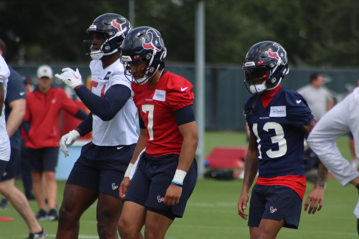 Should Texans consider merging Color Rush, Battle Red jerseys?