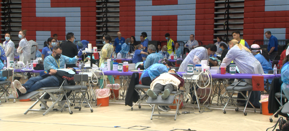 SISD students and dental professional providing free dental services | Anthony Pina – KTSM