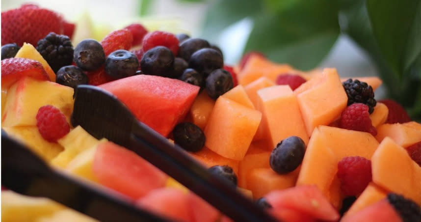 減重醫師蕭捷健直言，水果的熱量是看種類，甜不甜熱量差不了多少。（示意圖／PIXABAY）
