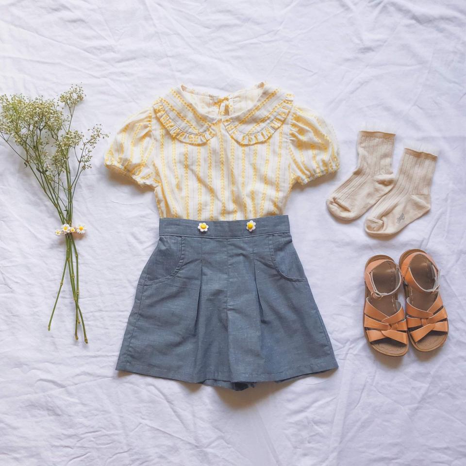 4) Le Petit Elle Penelope Yellow Puff Short Sleeve Top