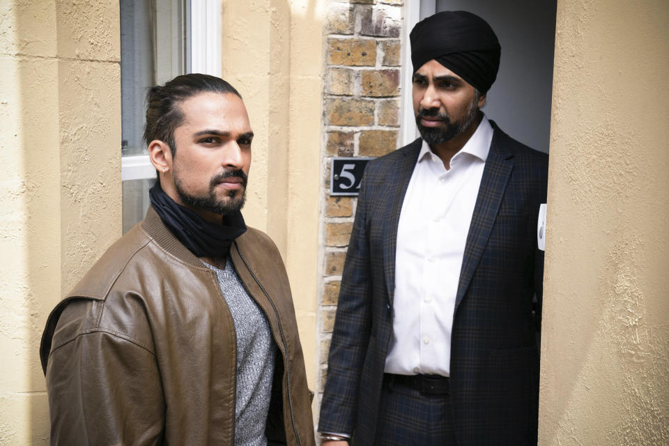 EastEnders,04-08-2022,6533,Ravi Gulari (AARON THIARA);Kheerat Panesar (JAZ DEOL),***EMBARGOED TILL TUESDAY 26TH JULY 2022***, BBC, Jack Barnes/Kieron McCarron