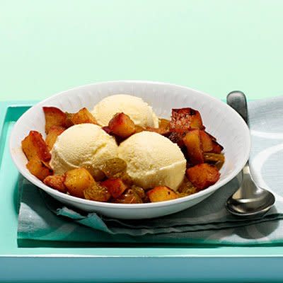 Warm Apple and Rum Raisin Topping