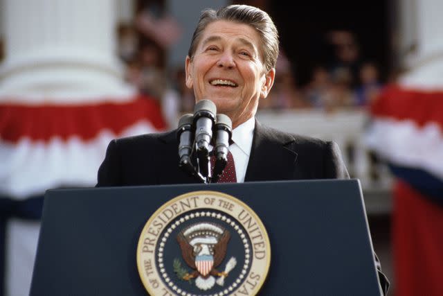 <p>Wally McNamee/CORBIS/Corbis via Getty</p> Ronald Reagan in 1984