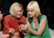 LOS ANGELES, CA - JUNE 21: Actresses Ashlee Simpson (L) and Anna Faris attend the Samsung Galaxy S III Launch held at a private residence on June 21, 2012 in Los Angeles, California. (Photo by Michael Kovac/Getty Images for Samsung)