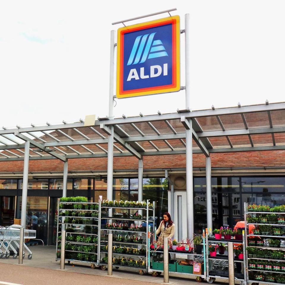 <p>Most grocery stores run their ads week to week, but Aldi gives you a little extra time to prepare to stock up. </p>