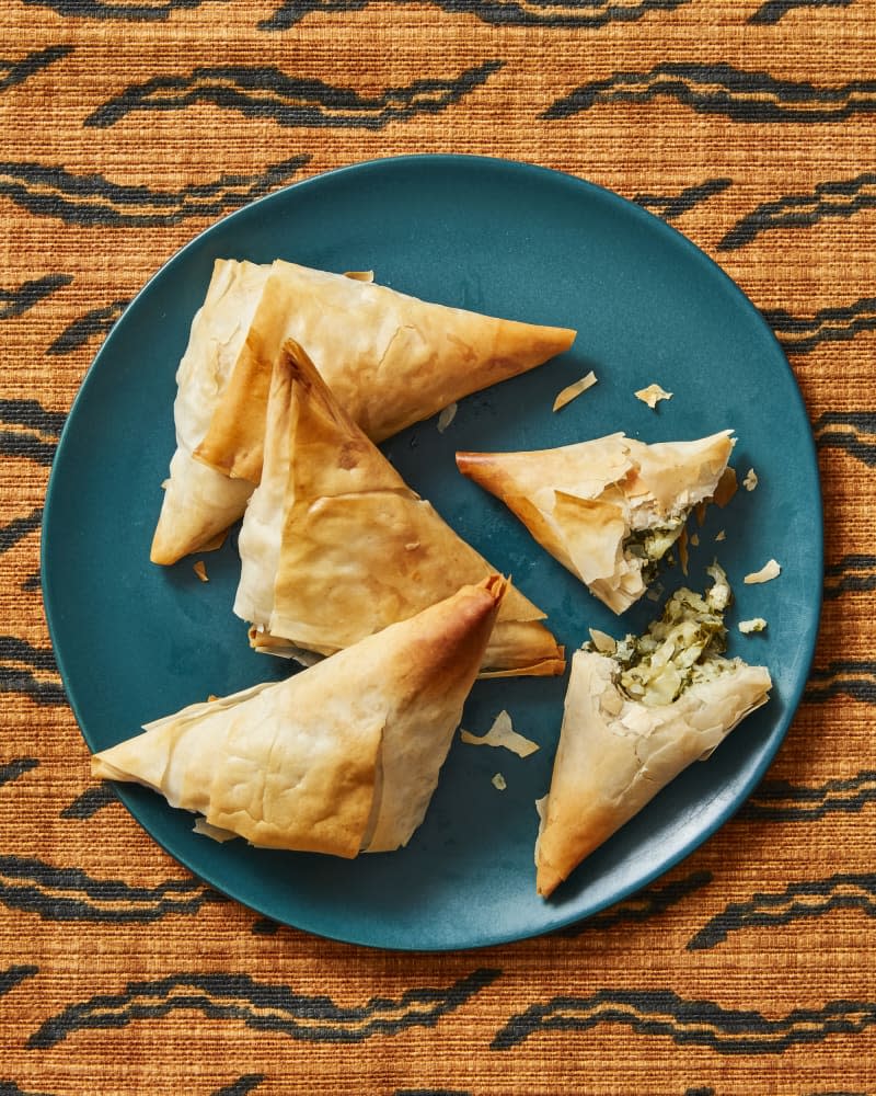 Freeze-Ahead Horta Phyllo Pockets 