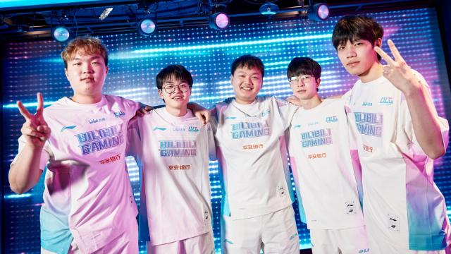 Weibo Gaming x Bilibili Gaming (Jogo 1) - Worlds 2023: Semifinais 