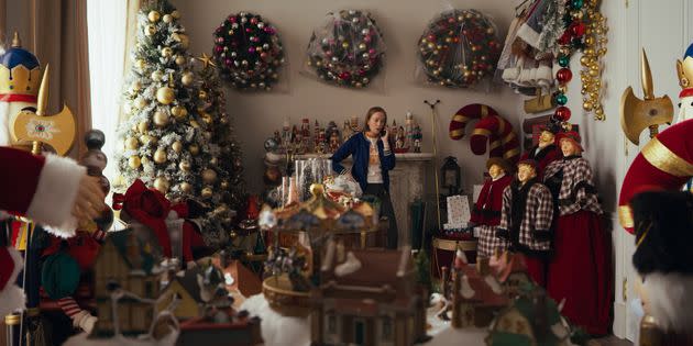 Ava in Deborah's Christmas room. (Photo: HBO Max)