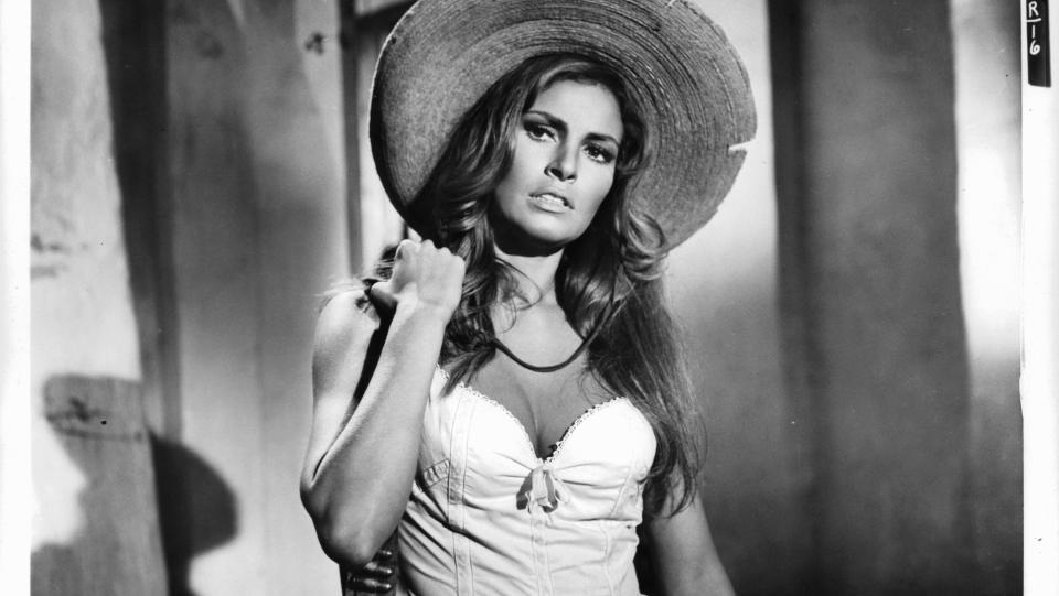 Raquel Welch, 100 Rifles, 1969