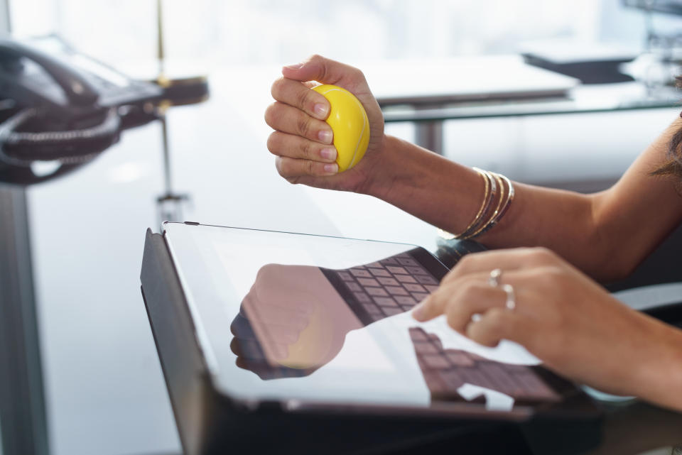 Wie hilft der Anti-Stress-Ball gegen den Stress? (Symbolbild: Getty Images)