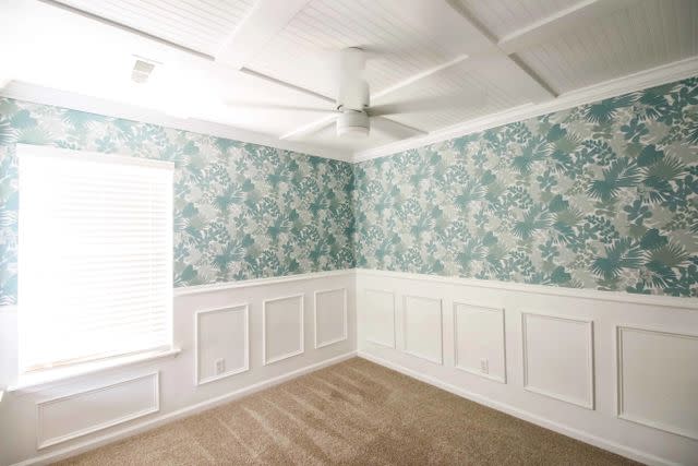 <p><a href="https://www.charlestoncrafted.com/diy-coffered-ceiling/" data-component="link" data-source="inlineLink" data-type="externalLink" data-ordinal="1">Charleston Crafted</a></p>