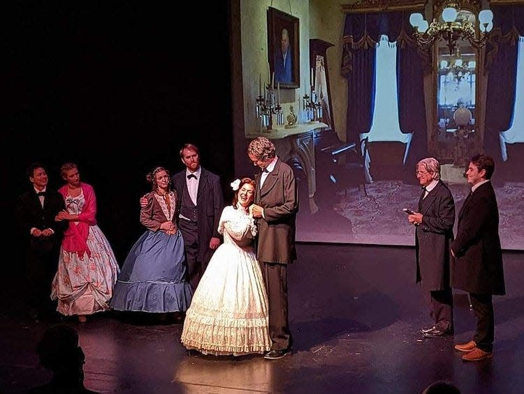 "The Lincolns of Springfield" comes to the Hoogland Center for the Arts Thursday.