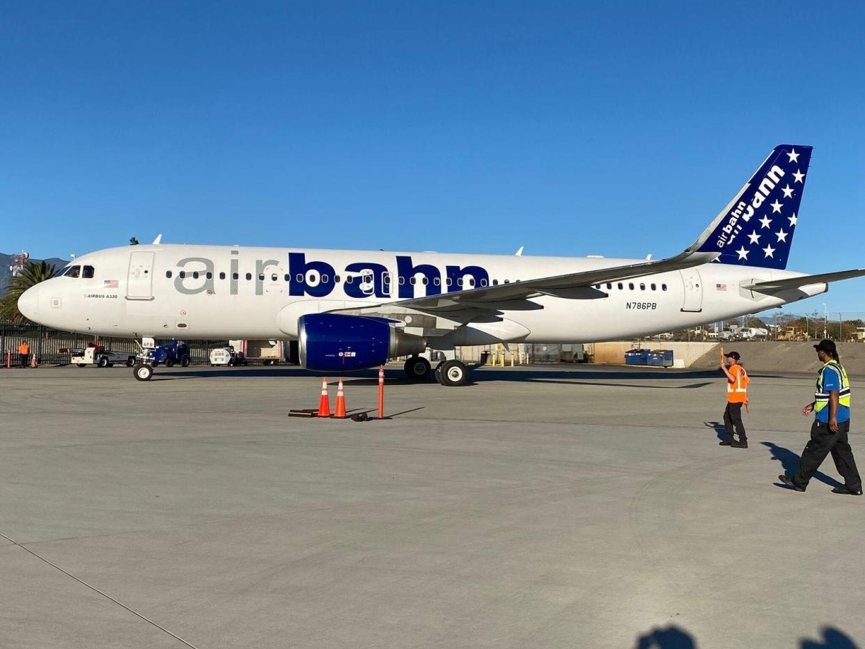 Airbahn first Airbus A320.