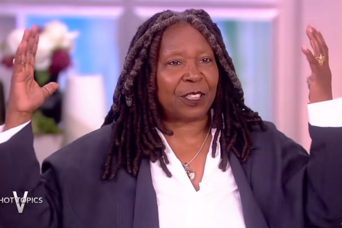 Whoopi Goldberg Getting Fucked - Whoopi Goldberg Details 'Spooky' Experience Using VR: 'I Got Up So Fast  That I Fell Over'