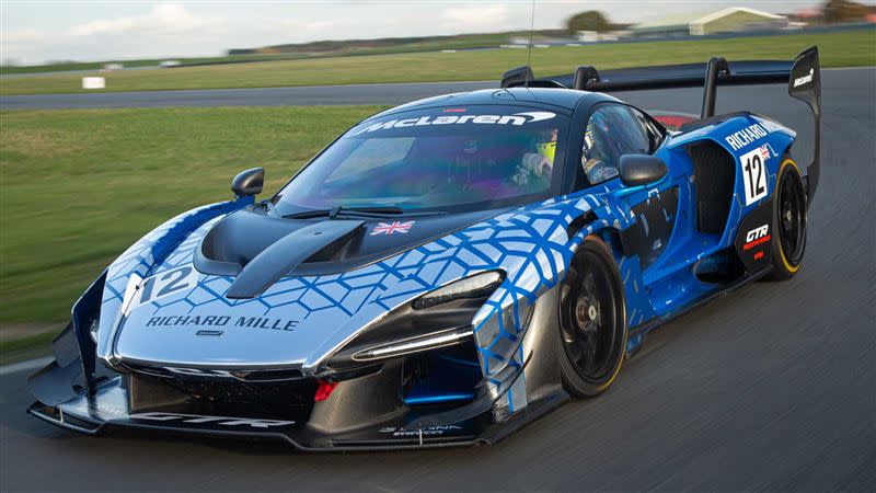 McLaren Senna GTR是終極賽道機器，擁有825匹馬力、81.6公斤米扭力的強悍性能。（圖／翻攝自McLaren官網）