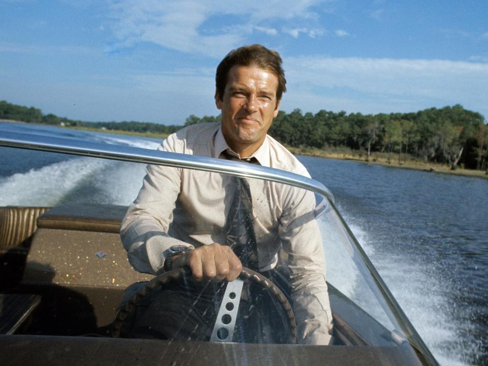 roger moore in live and let die