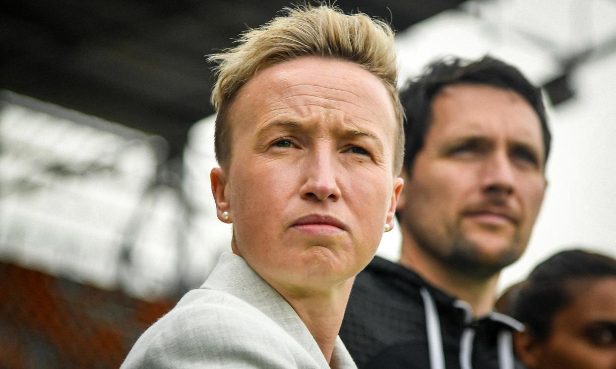 <span>Bev Priestman’s suspension means that Andy Spence (right), the former Everton women’s manager, is now in charge in Paris.</span><span>Photograph: Logan Riely/Getty Images</span>