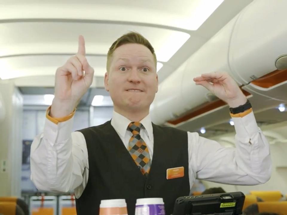 easyJet flight attendant