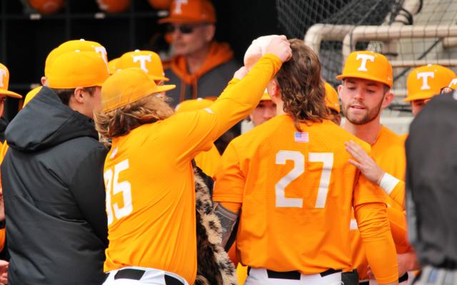 Tennessee baseball adds fur coat to home run celebration