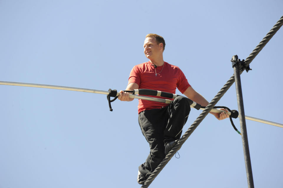 Wallenda will carry this 40-pound balancing pole on his walk.