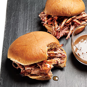 1306 Pulled Pork Sandwiches with Mustard Sauce