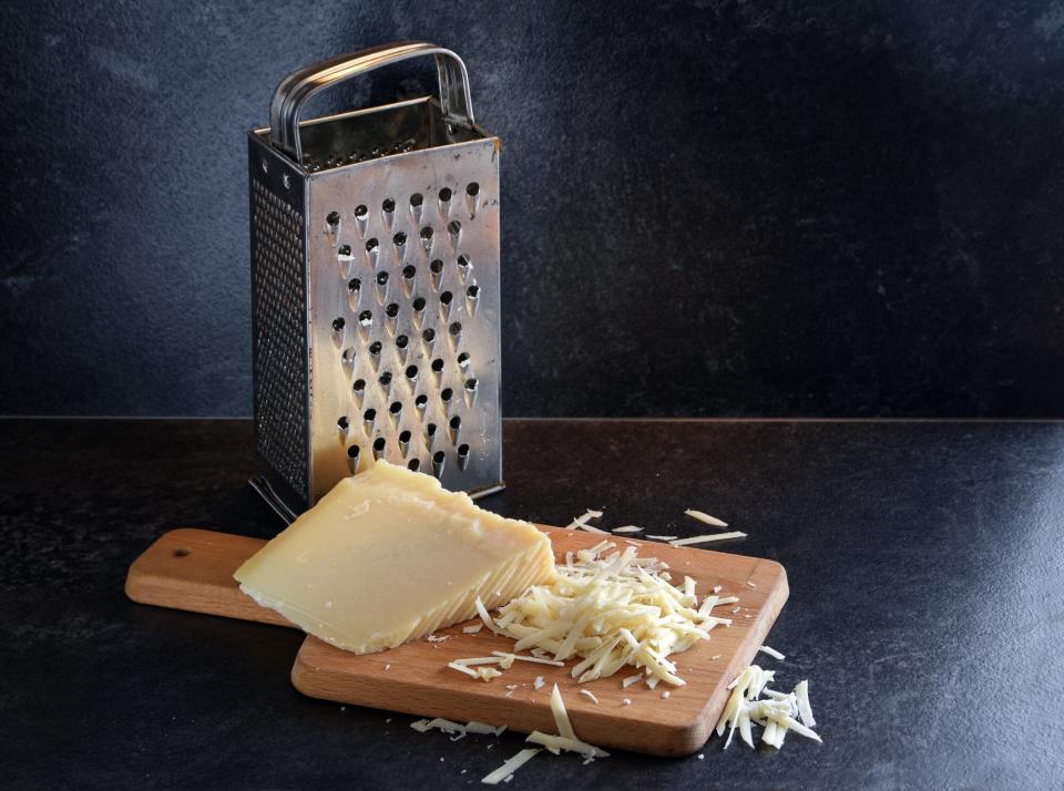 box cheese grater with cheese block