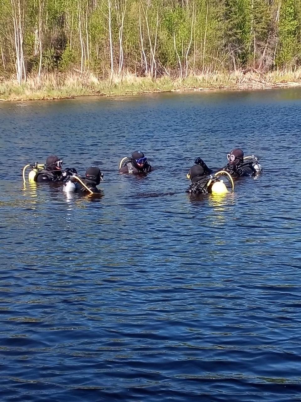 The Island Lake search and rescue team looks for people who go missing in the waters surrounding the First Nation communities.